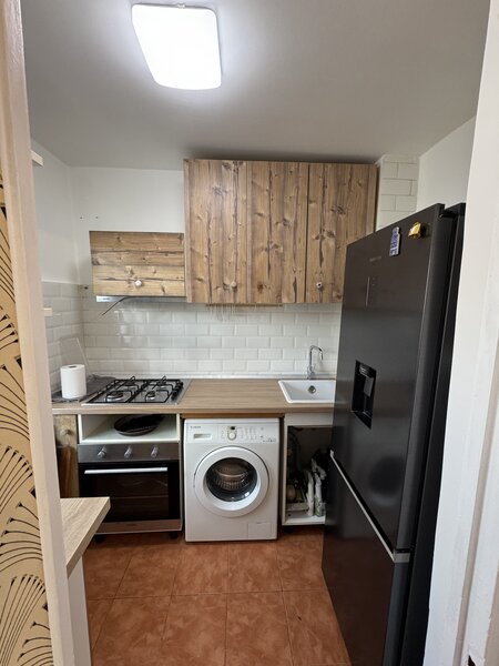 Titan, Postavarului,